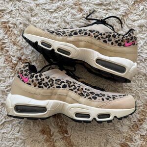 Nike Air Max 95 Leopard Cheetah Animal Pack Men’s  size 9 women’s 10.5